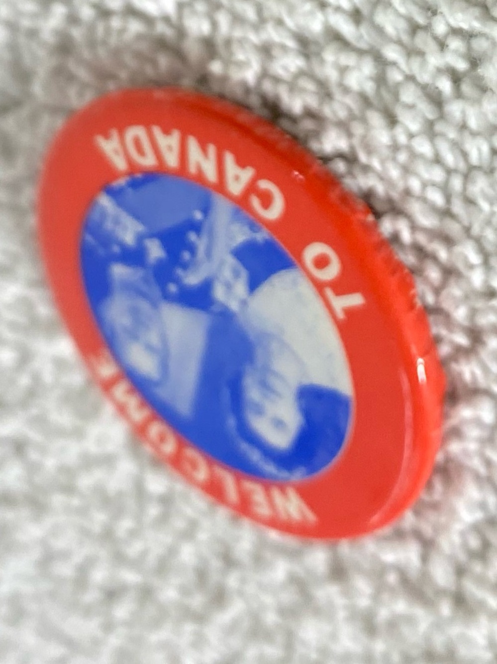 Vintage 1959 Queen Elizabeth II Prince Philip Welcome To Canada Royal Tour Pin - Picture 9 of 11